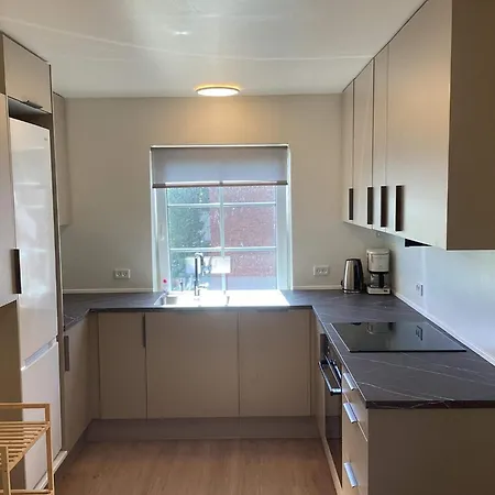 8 Person In Vakantiehuis Ansager